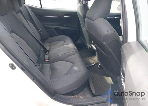 2020 Toyota Camry Le Hybrid z USA, uszkodzony, nr VIN 4T1C31AK8LU534687